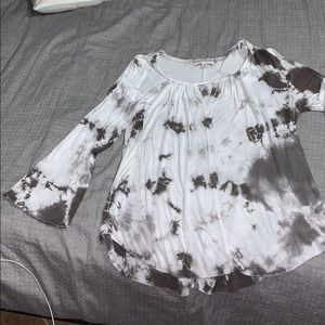 Knox rose blouse with bell sleeves